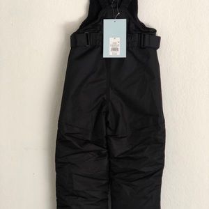 Brand new snow bib